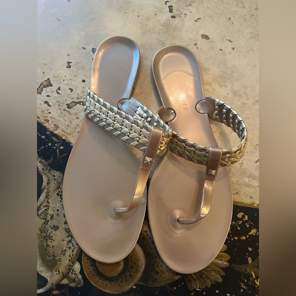 Gold Jack Roger’s flip flop - Picture 3 of 3